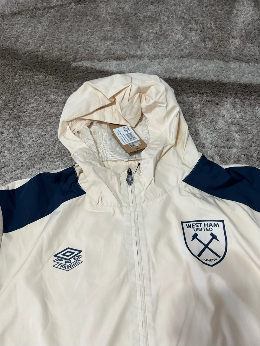 Umbro West Ham United Pro Training Shower Jacket